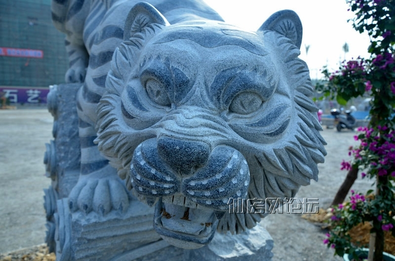 石艺城广场惊现12生肖石雕那只猴子亮瞎了