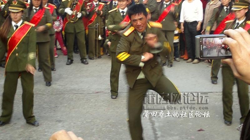 201202061769.jpg