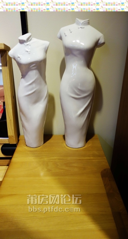 梳妆台的旗袍女子身材造型