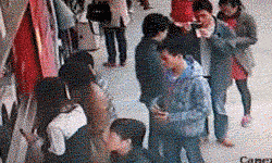 9e5389bbjw1ecpswvsl9pg206y0467wh.gif