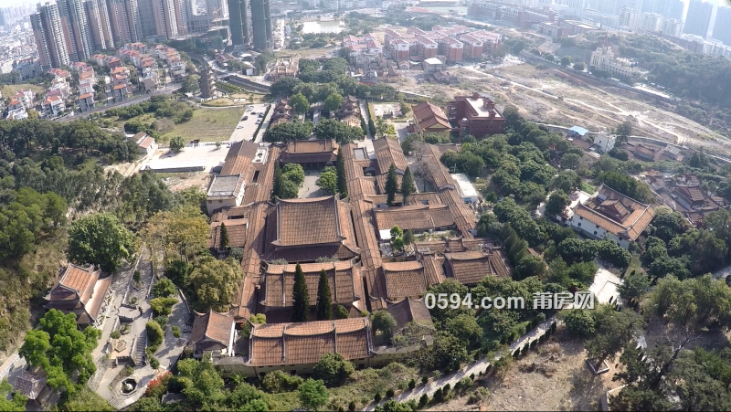 莆田广化寺航拍图片