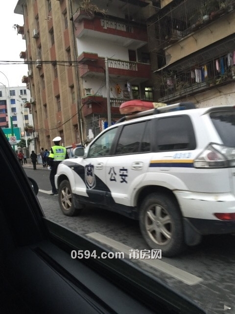c4aa9c65jw1eoo7138r26j20dc0hsgnk.jpg