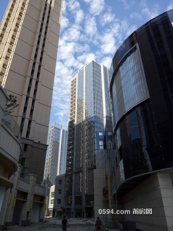 P51107-110938.jpg
