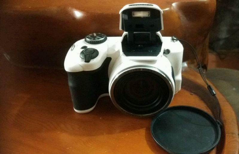 富士S8600高清36倍长焦数码相机
