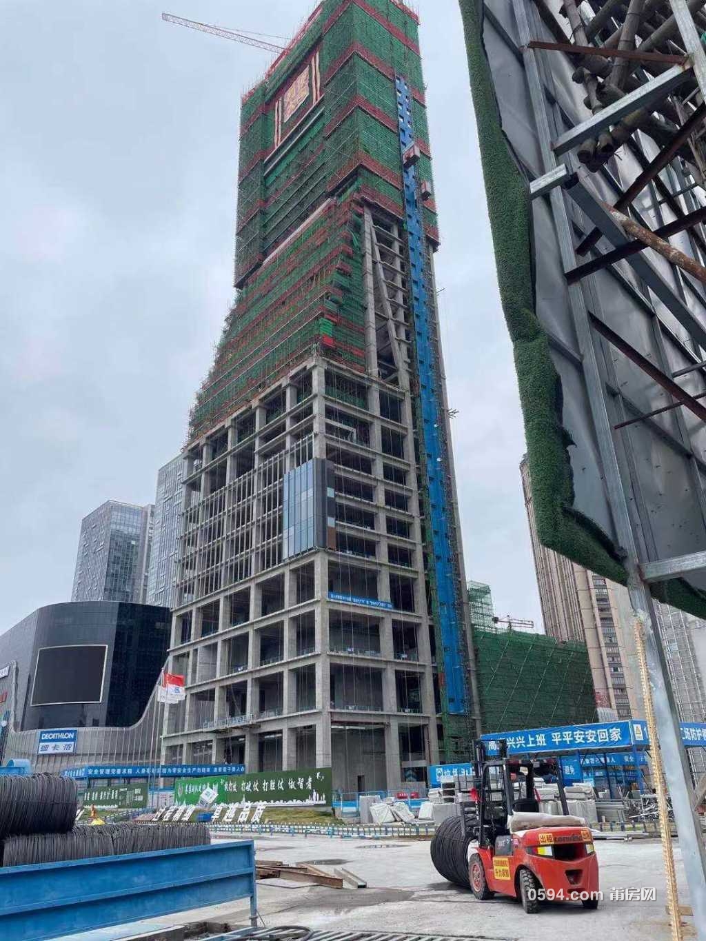 莆田市第一高楼超两百米喜来登大酒店快封顶了