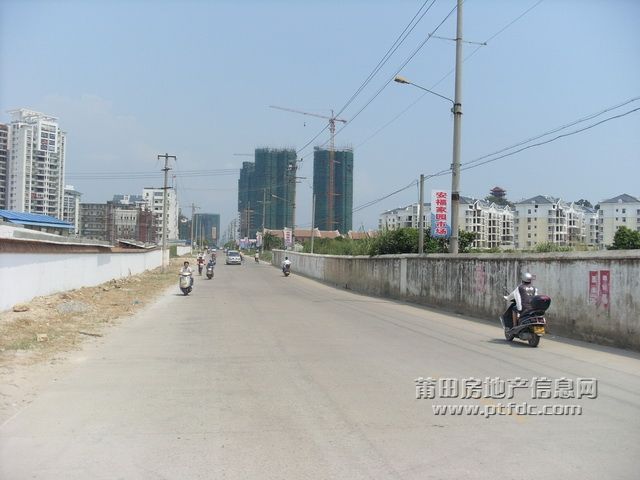 学园路 (34).JPG