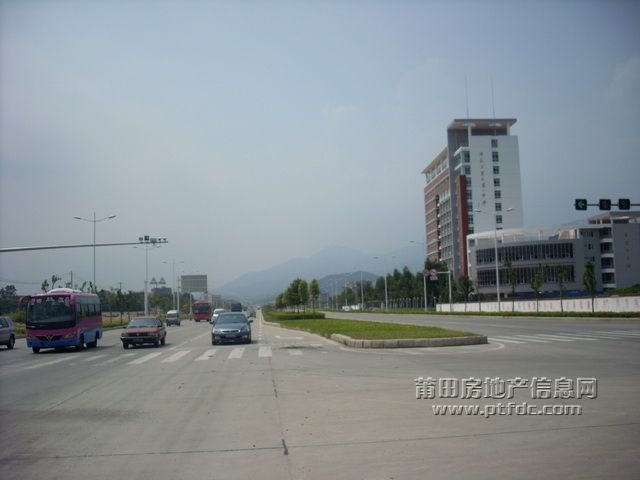 学园路 (103).JPG