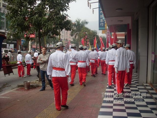 梅园西路闹元宵88.JPG