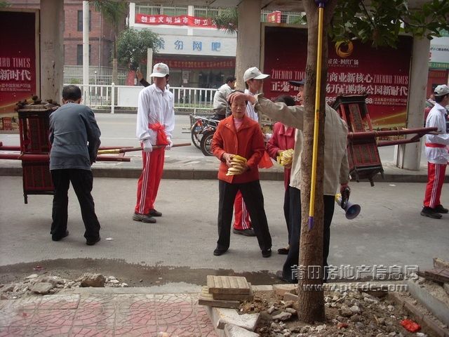 梅园西路闹元宵85.JPG
