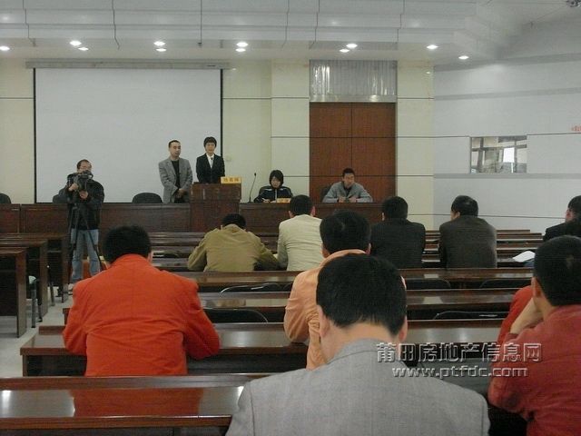 拍卖3.jpg
