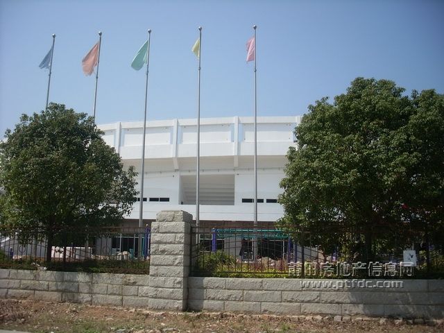 体育中心 (21).JPG