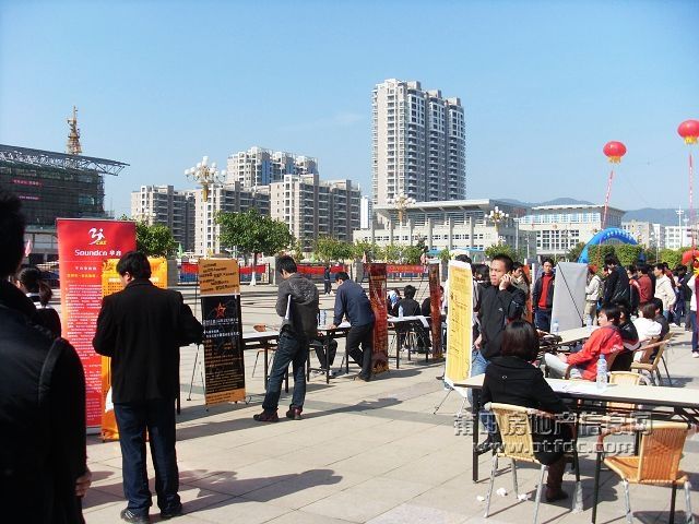 招聘会5.jpg
