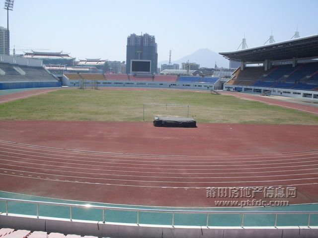 新体育中心22.JPG