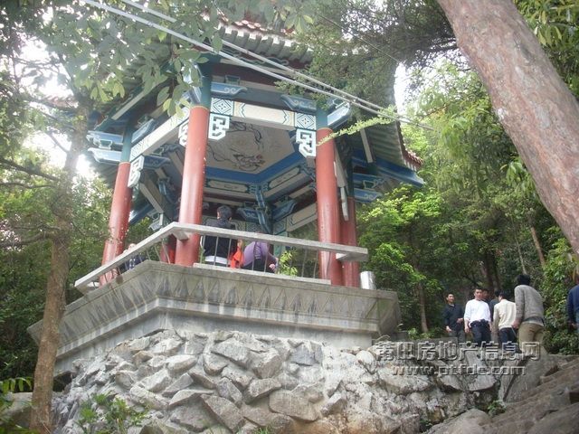 石室岩73.JPG
