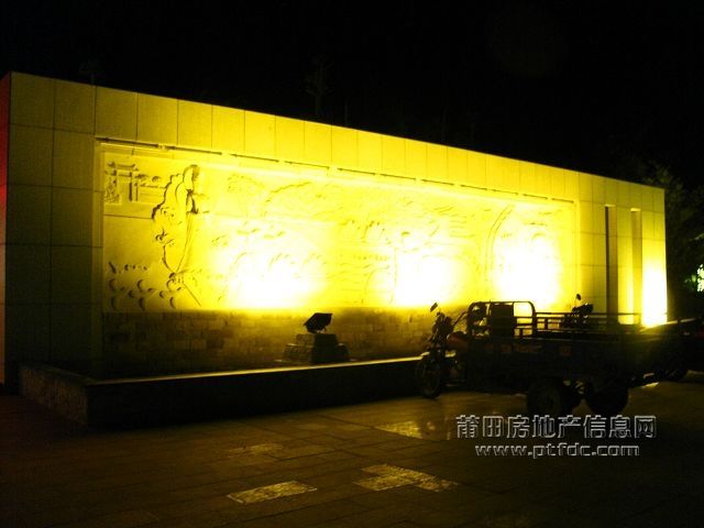 秀屿区政广场 (57).jpg
