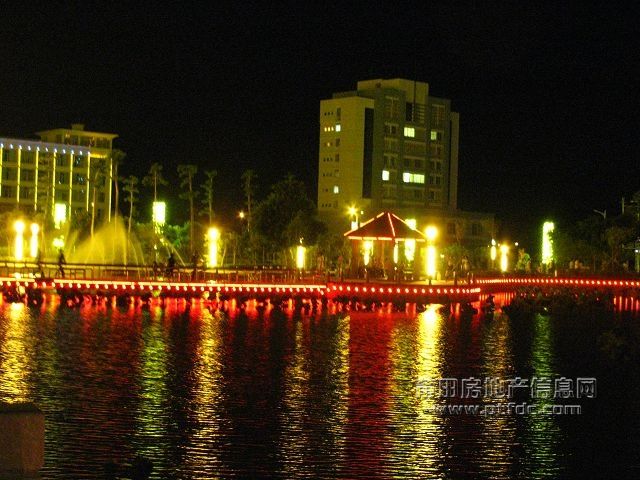 秀屿区政广场 (19).jpg
