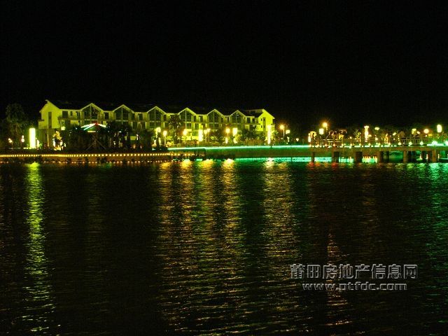 秀屿区政广场 (5).jpg