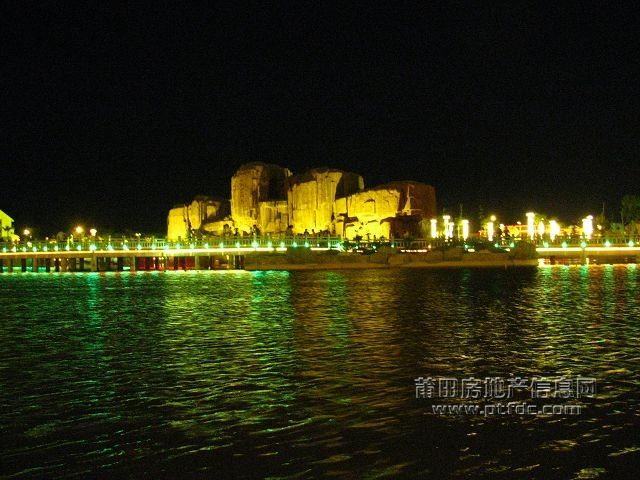 秀屿区政广场 (10).jpg
