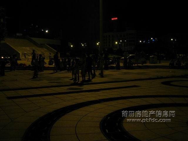 体育场 (23).jpg
