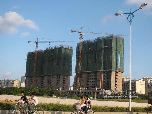 荔园小区商住楼 (2).jpg