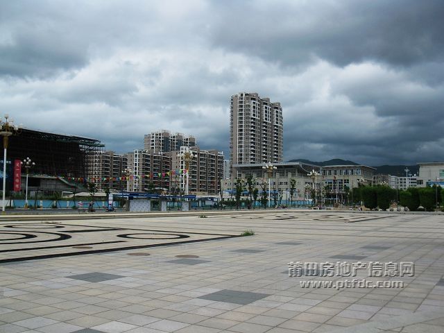 体育中心1.jpg