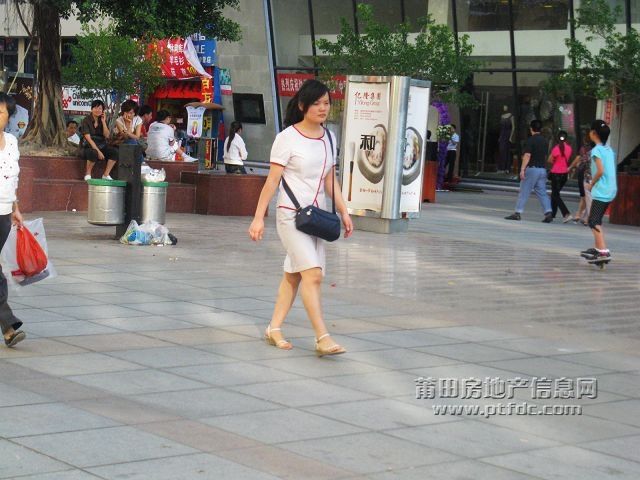 步行街MM抓拍36.jpg