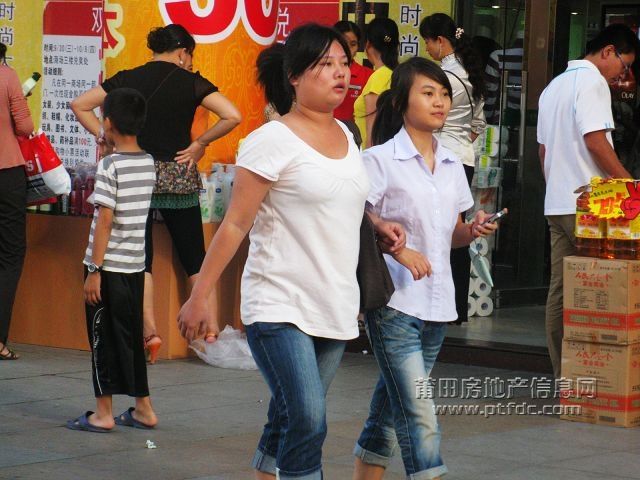 步行街MM抓拍30.jpg