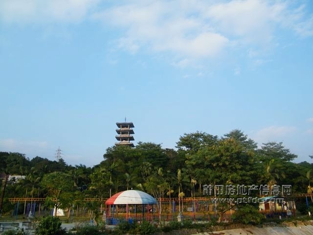 凤凰山水渠休闲幽径66.jpg